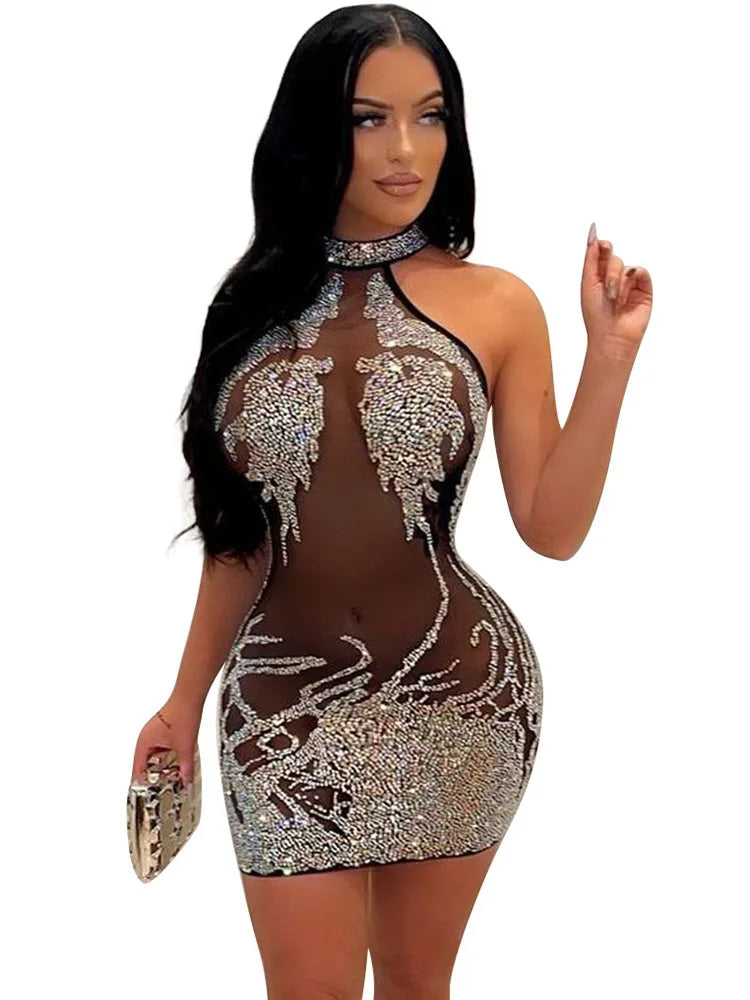 Vestido ousado poderoso